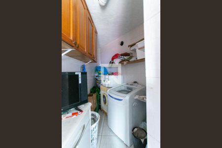 Casa à venda com 280m², 5 quartos e 3 vagasÁrea de Serviço