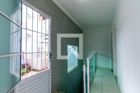 Casa à venda com 280m², 5 quartos e 3 vagasCorredor