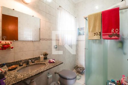 Casa à venda com 196m², 3 quartos e 3 vagasBanheiro da Suíte 1