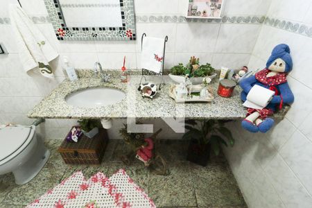 Casa à venda com 196m², 3 quartos e 3 vagasLavabo