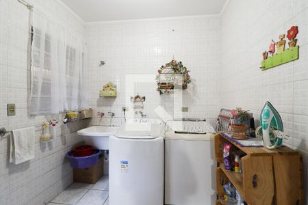 Casa à venda com 196m², 3 quartos e 3 vagasÁrea de Serviço