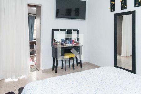 Suíte de casa à venda com 4 quartos, 213m² em Parque Continental Ii, Guarulhos