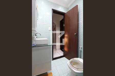 Banheiro de casa para alugar com 2 quartos, 119m² em Porto Novo, São Gonçalo