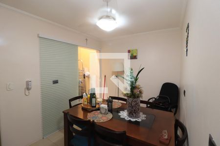 Casa de condomínio à venda com 134m², 3 quartos e 3 vagasSala de Jantar