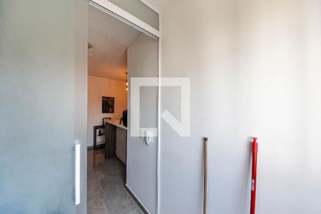 Apartamento para alugar com 43m², 2 quartos e sem vaga Apartamento para alugar com 43m², 2 quartos e sem vagaÁrea de Serviço
