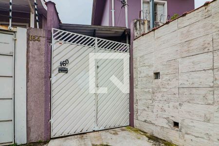 Casa à venda com 96m², 2 quartos e 2 vagas Casa à venda com 96m², 2 quartos e 2 vagasFachada