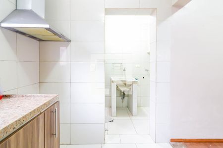 Casa à venda com 96m², 2 quartos e 2 vagas Casa à venda com 96m², 2 quartos e 2 vagasCozinha e Área de Serviço