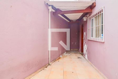 Casa à venda com 96m², 2 quartos e 2 vagas Casa à venda com 96m², 2 quartos e 2 vagasQuintal / Garagem