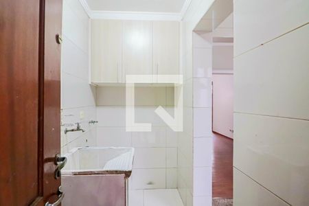 Casa à venda com 96m², 2 quartos e 2 vagas Casa à venda com 96m², 2 quartos e 2 vagasCozinha e Área de Serviço