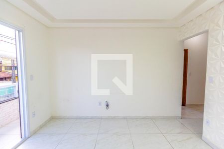 Sala de casa de condomínio para alugar com 2 quartos, 54m² em Nova Mirim, Praia Grande