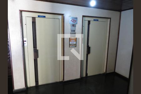 Apartamento à venda com 68m², 3 quartos e 1 vagaÁrea comum