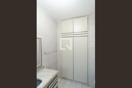 Casa para alugar com 174m², 3 quartos e 1 vaga Casa para alugar com 174m², 3 quartos e 1 vagaBanheiro da Suíte 1