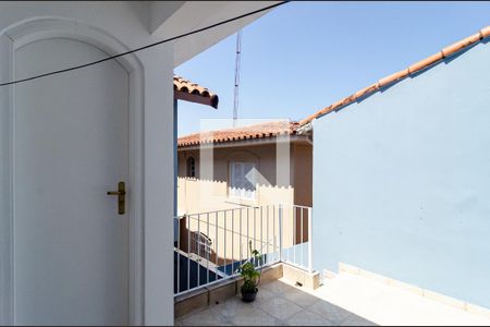 Casa para alugar com 174m², 3 quartos e 1 vaga Casa para alugar com 174m², 3 quartos e 1 vagaTerraço