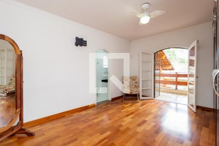 Suíte 1 de casa à venda com 3 quartos, 220m² em Vila Invernada, São Paulo