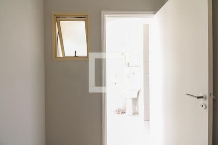 Apartamento à venda com 115m², 3 quartos e 2 vagas Apartamento à venda com 115m², 3 quartos e 2 vagasQuarto de Serviço