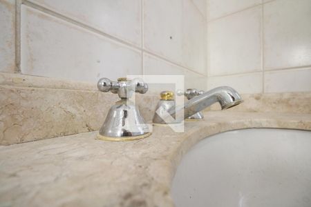 Apartamento à venda com 115m², 3 quartos e 2 vagas Apartamento à venda com 115m², 3 quartos e 2 vagasBanheiro Social