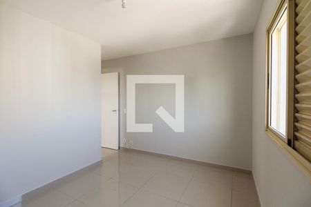 Apartamento à venda com 115m², 3 quartos e 2 vagas Apartamento à venda com 115m², 3 quartos e 2 vagasSuíte