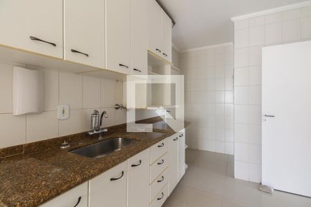Apartamento à venda com 115m², 3 quartos e 2 vagas Apartamento à venda com 115m², 3 quartos e 2 vagasCozinha