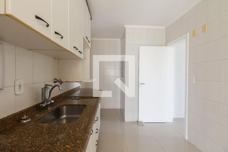 Apartamento à venda com 115m², 3 quartos e 2 vagas Apartamento à venda com 115m², 3 quartos e 2 vagasCozinha