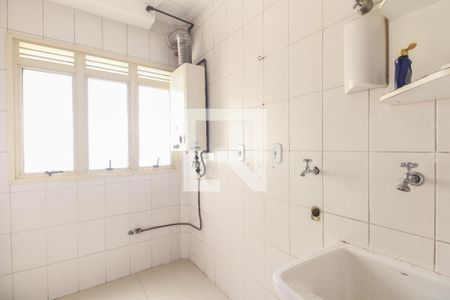 Apartamento à venda com 115m², 3 quartos e 2 vagas Apartamento à venda com 115m², 3 quartos e 2 vagasÁrea de Serviço