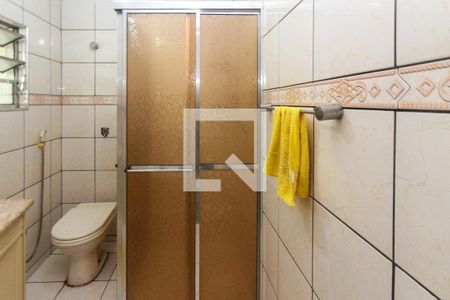 Casa à venda com 200m², 5 quartos e 5 vagas Casa à venda com 200m², 5 quartos e 5 vagasBanheiro 02