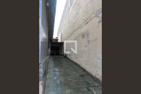 Casa à venda com 200m², 5 quartos e 5 vagas Casa à venda com 200m², 5 quartos e 5 vagasGaragem