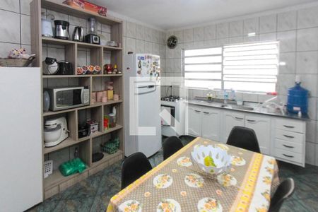 Casa à venda com 200m², 5 quartos e 5 vagas Casa à venda com 200m², 5 quartos e 5 vagasCozinha