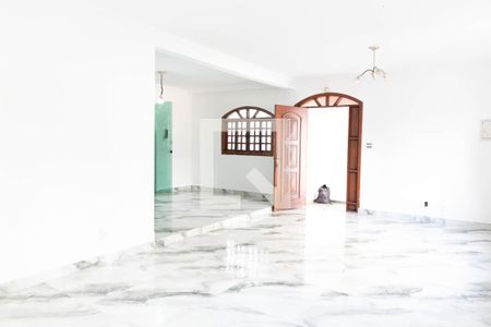 Sala de casa à venda com 3 quartos, 217m² em Parque das Nações, Santo André