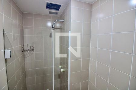 Apartamento à venda com 73m², 2 quartos e 2 vagasBanheiro do Quarto 2
