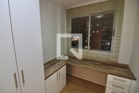 Apartamento à venda com 73m², 2 quartos e 2 vagasEscritório