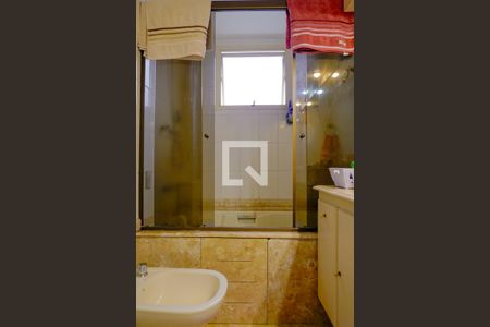 Apartamento à venda com 160m², 5 quartos e 3 vagas Apartamento à venda com 160m², 5 quartos e 3 vagasBanheiro Suíte 2