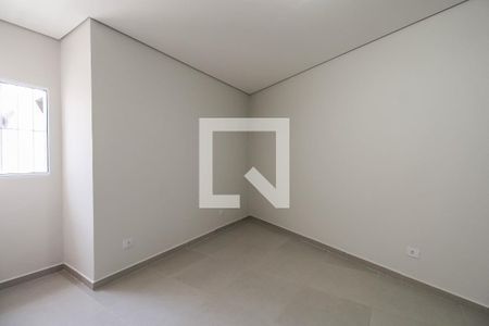 Quarto de casa para alugar com 1 quarto, 45m² em Vila Invernada, São Paulo