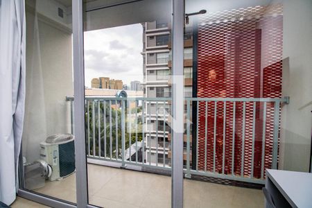 Estúdio- terraço  de kitnet/studio para alugar com 1 quarto, 28m² em Indianópolis, São Paulo