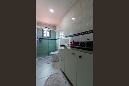 Casa à venda com 750m², 7 quartos e 3 vagas Casa à venda com 750m², 7 quartos e 3 vagasCasa 2 - Banheiro Suíte