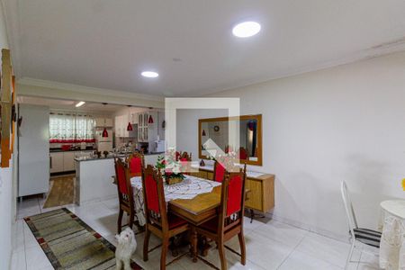 Casa à venda com 750m², 7 quartos e 3 vagas Casa à venda com 750m², 7 quartos e 3 vagasCasa 2 - Sala de Jantar