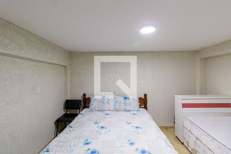 Casa à venda com 750m², 7 quartos e 3 vagas Casa à venda com 750m², 7 quartos e 3 vagasCasa 2 - Quarto 2