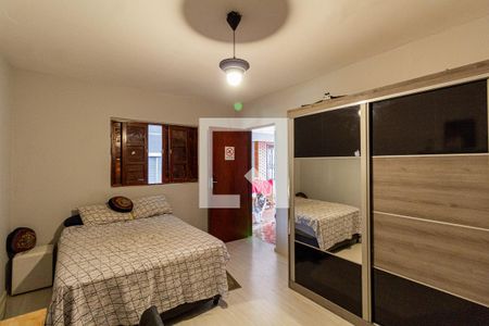 Casa à venda com 750m², 7 quartos e 3 vagas Casa à venda com 750m², 7 quartos e 3 vagasQuarto Externo