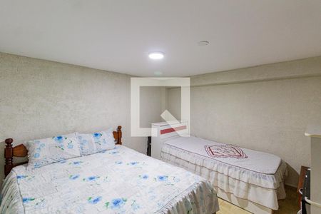 Casa à venda com 750m², 7 quartos e 3 vagas Casa à venda com 750m², 7 quartos e 3 vagasCasa 2 - Quarto 2