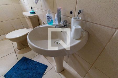 Casa à venda com 750m², 7 quartos e 3 vagas Casa à venda com 750m², 7 quartos e 3 vagasBanheiro Externo