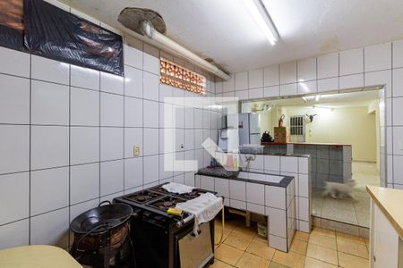 Casa à venda com 750m², 7 quartos e 3 vagas Casa à venda com 750m², 7 quartos e 3 vagasÁrea comum