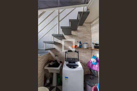 Casa à venda com 750m², 7 quartos e 3 vagas Casa à venda com 750m², 7 quartos e 3 vagasCasa 2 - Área de Serviço