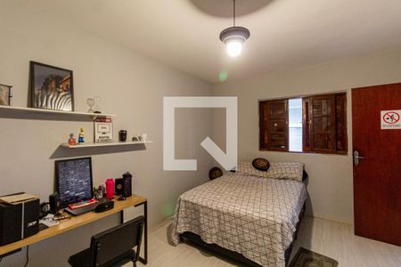 Casa à venda com 750m², 7 quartos e 3 vagas Casa à venda com 750m², 7 quartos e 3 vagasQuarto Externo