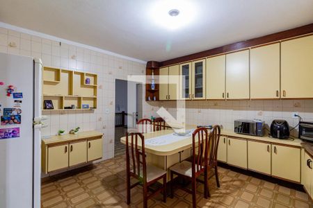 Casa à venda com 750m², 7 quartos e 3 vagas Casa à venda com 750m², 7 quartos e 3 vagasCozinha