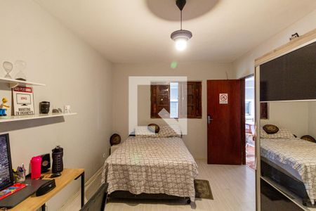 Casa à venda com 750m², 7 quartos e 3 vagas Casa à venda com 750m², 7 quartos e 3 vagasQuarto Externo