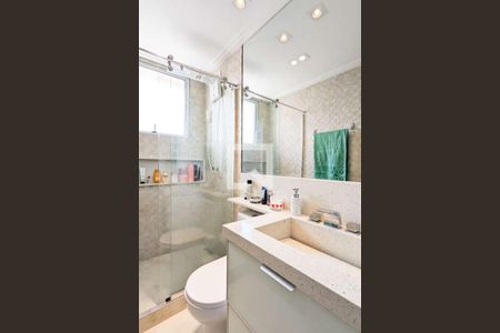 Casa de condomínio à venda com 111m², 3 quartos e 2 vagasBanheiro da suíte