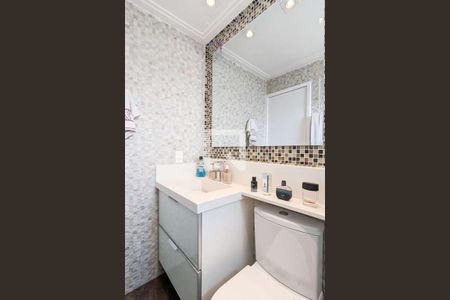 Casa de condomínio à venda com 111m², 3 quartos e 2 vagasBanheiro