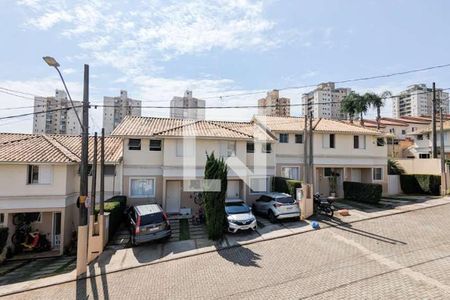 Casa de condomínio à venda com 111m², 3 quartos e 2 vagasVista do quarto 2