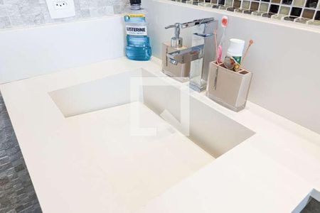 Casa de condomínio à venda com 111m², 3 quartos e 2 vagasBanheiro