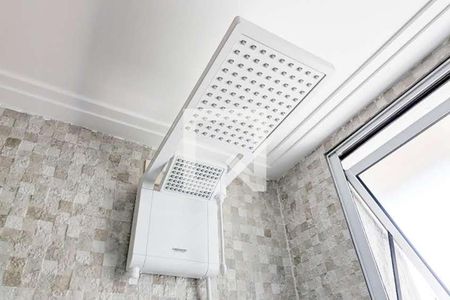 Casa de condomínio à venda com 111m², 3 quartos e 2 vagasBanheiro