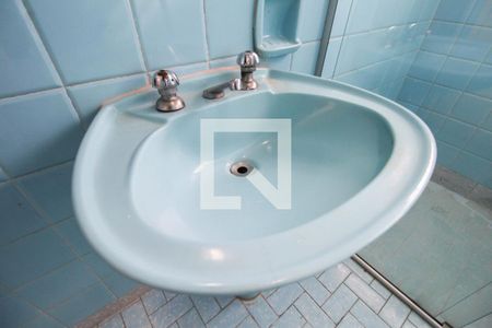 Apartamento para alugar com 80m², 2 quartos e sem vagaBanheiro